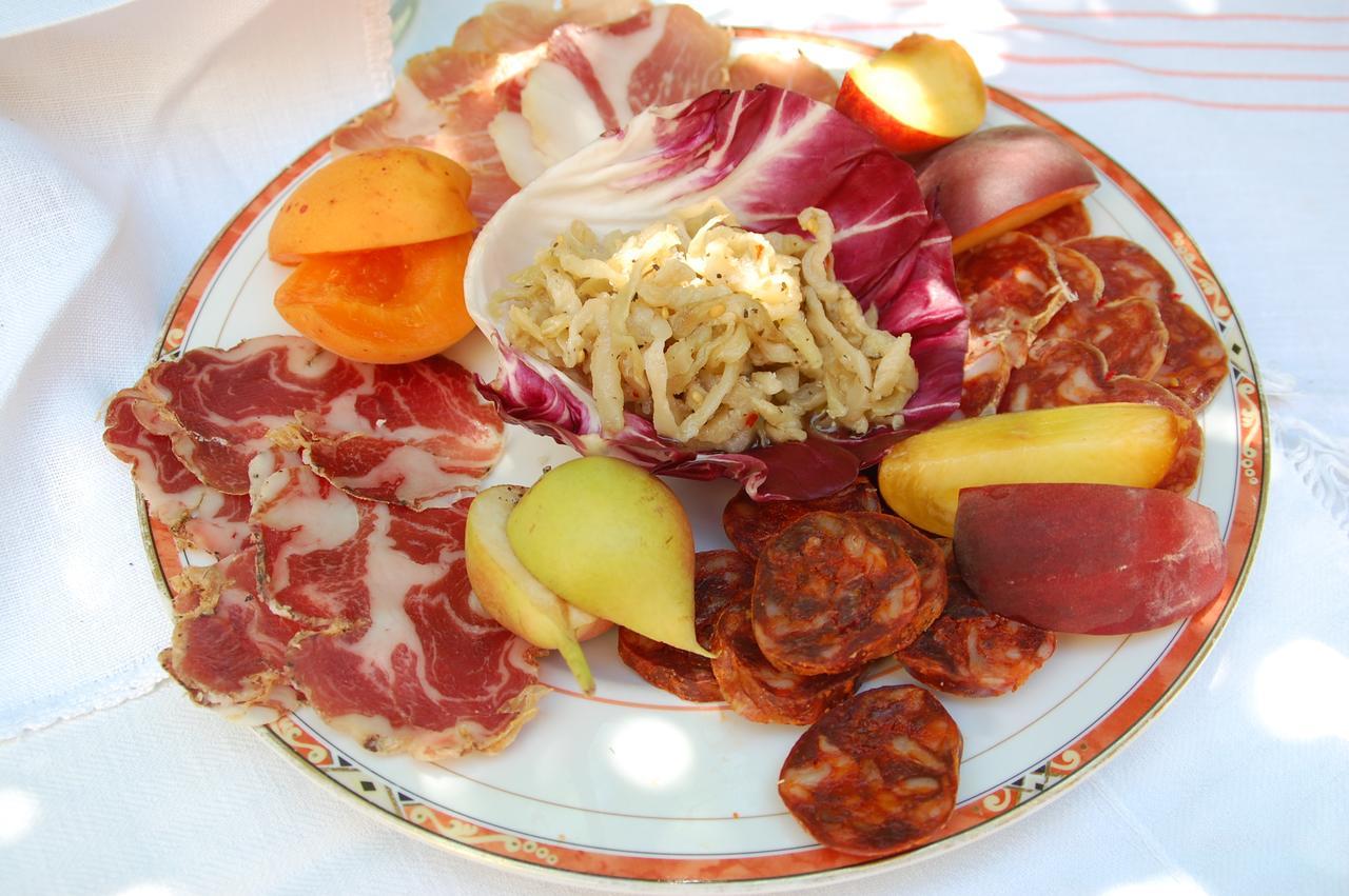 Rifugio Casello Margherita Camigliatello Silano Luaran gambar